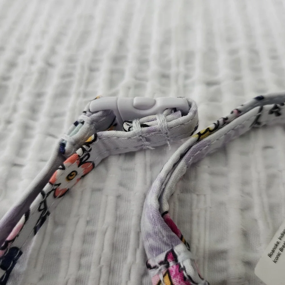 Vera Bradley Iconic Breakaway Lanyard Hummingbird Park Floral Purple 12476-Q31